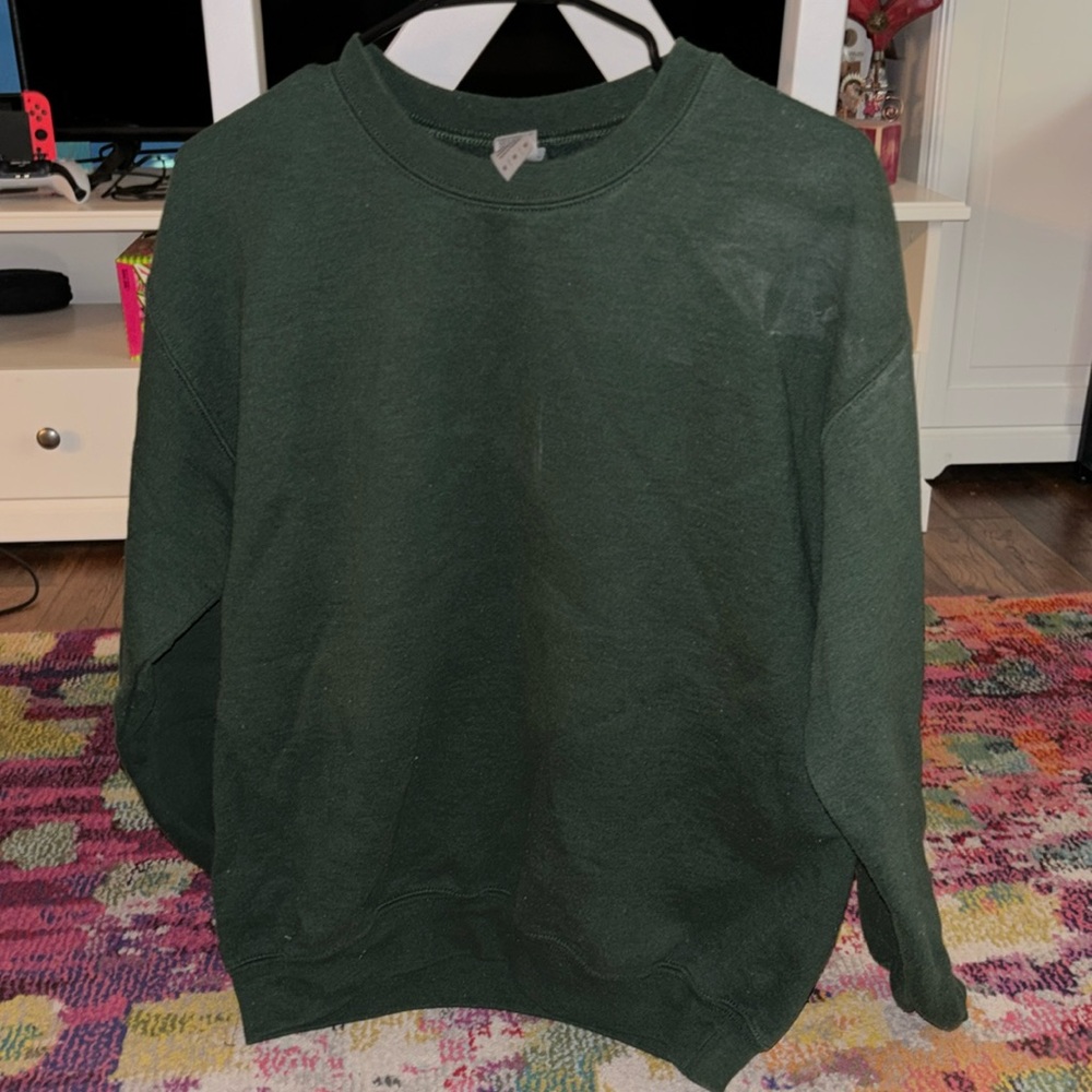 Gildan Dark Green Sweatshirt Size Medium